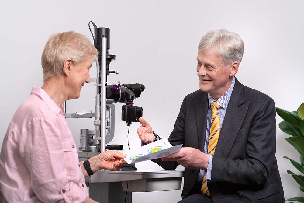 hyperopia treatment Adelaide, long-sightedness assessment, hyperopia eye condition, vision correction consultation