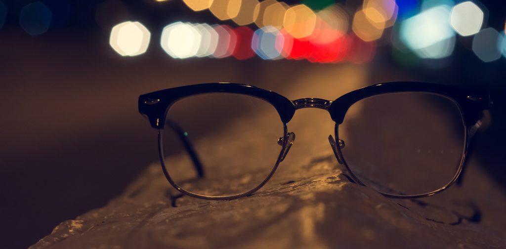 can glasses help with astigmatism glasses for astigmatism do glasses help astigmatism can glasses correct astigmatism